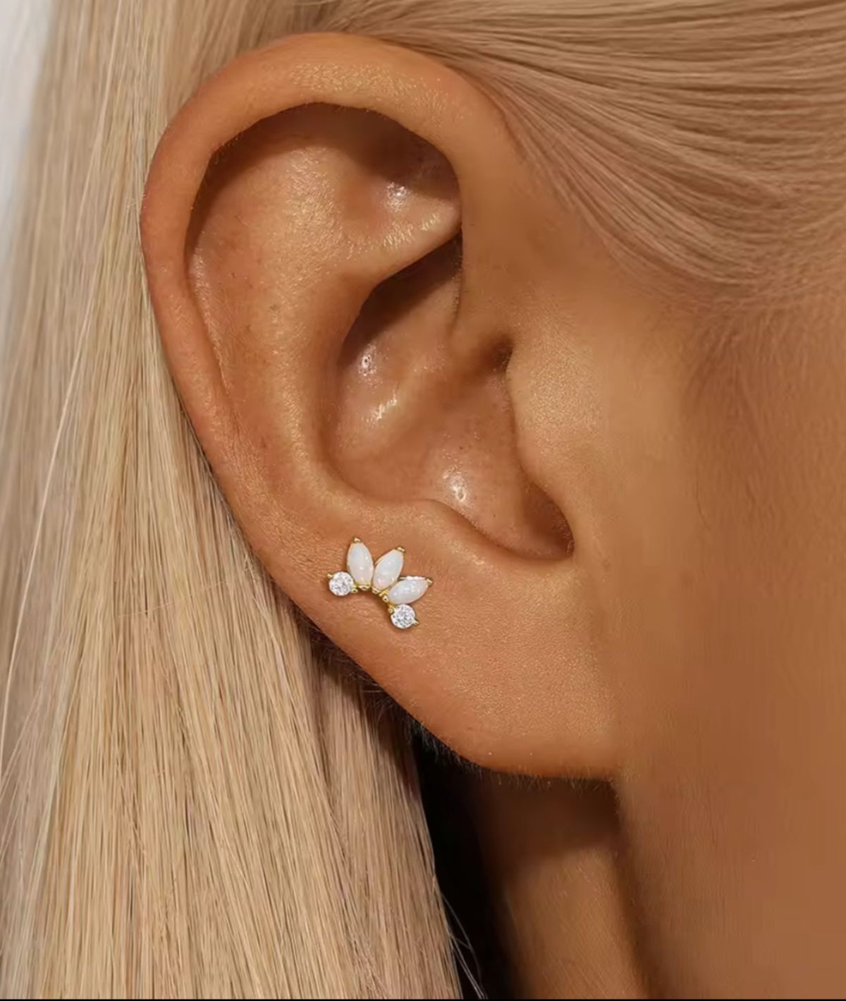 The Essentials - The Opal Drop - Image 2